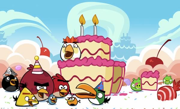 Angry Birds celebrant 3 años: Happy Birdday!