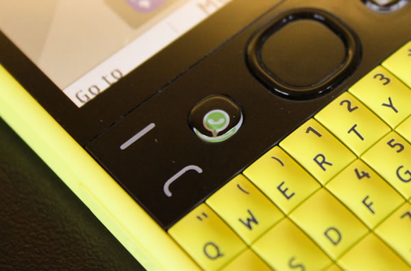 Nokia lanza el primer teléfono con botón WhatsApp + Video