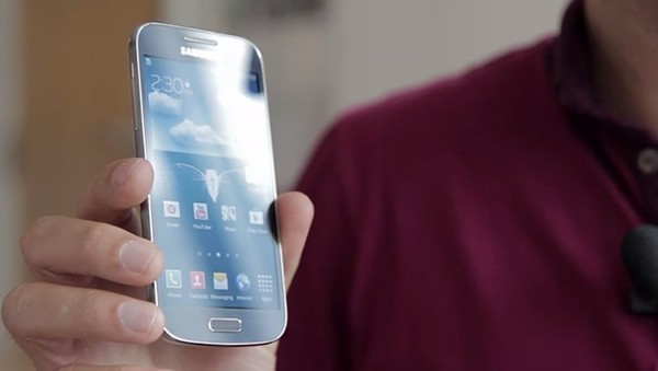 Por primera vez: El Galaxy S4 Mini en vídeo