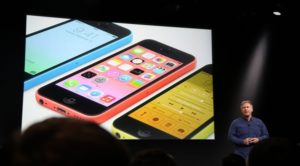 Apple presenta su iPhone 5C low cost (en 5 colores)