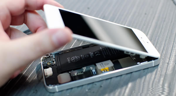 Video: El iPhone 5S completamente desmantelado!