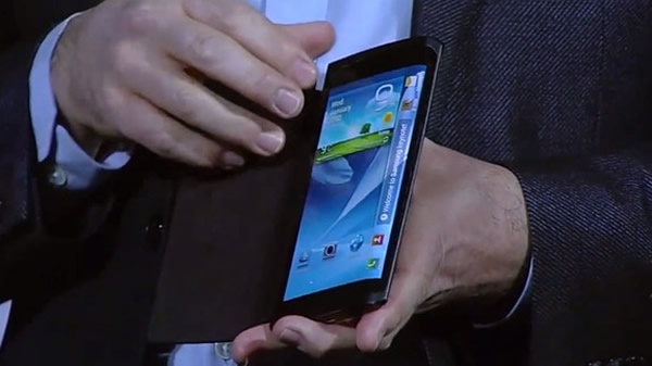 Samsung develará su Smartphone pantalla curva en octubre + vídeo