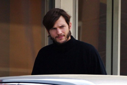 Ashton-Kutcher-como-Steve-Jobs