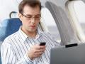 Dentro de poco se podrán usar equipos electrónicos durante el despegue y aterrizaje de un avión