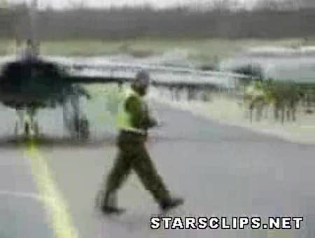 Asi se dirigen los aviones... jeje