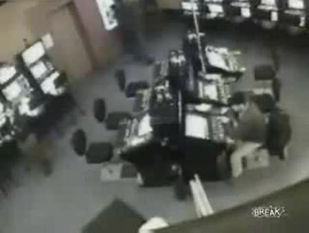Policía Rusa poniendo orden