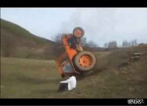 Blooper con el tractor